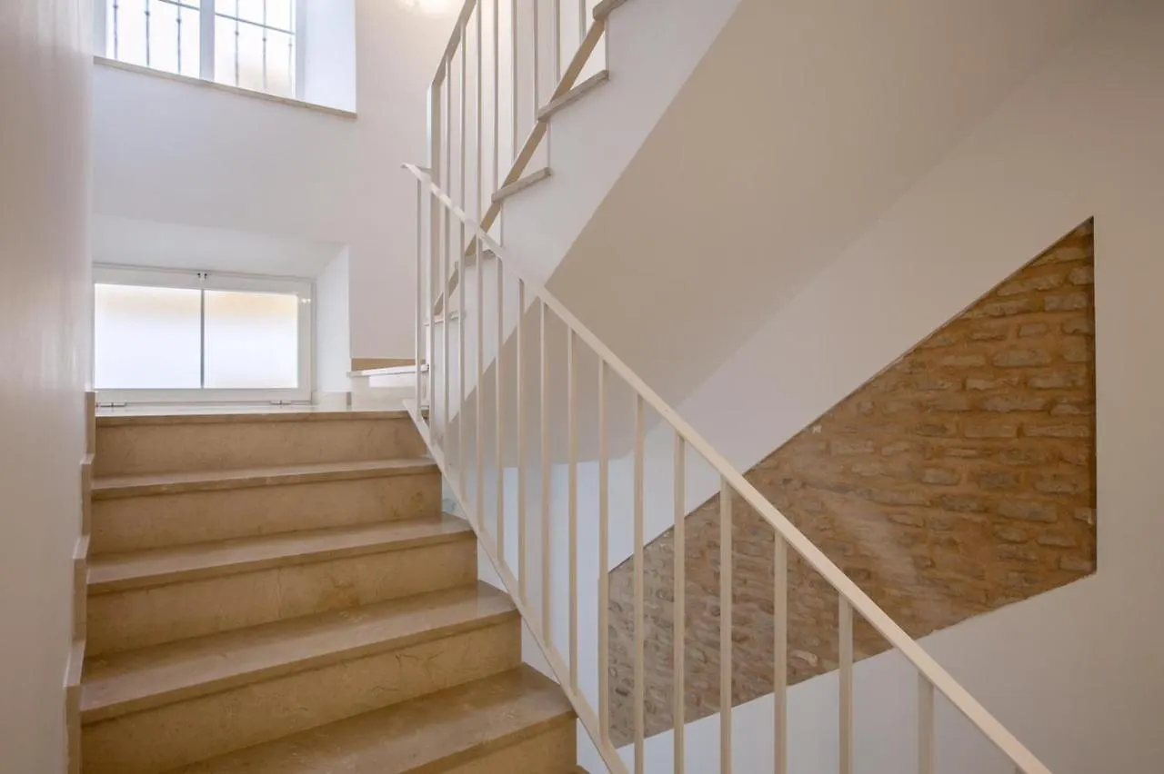 Apartamento Casco Antiguio ↑ Calidades 4 Px 1 Br Seville